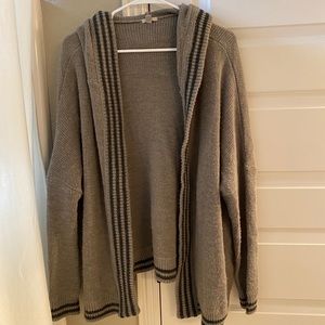 Grey cardigan